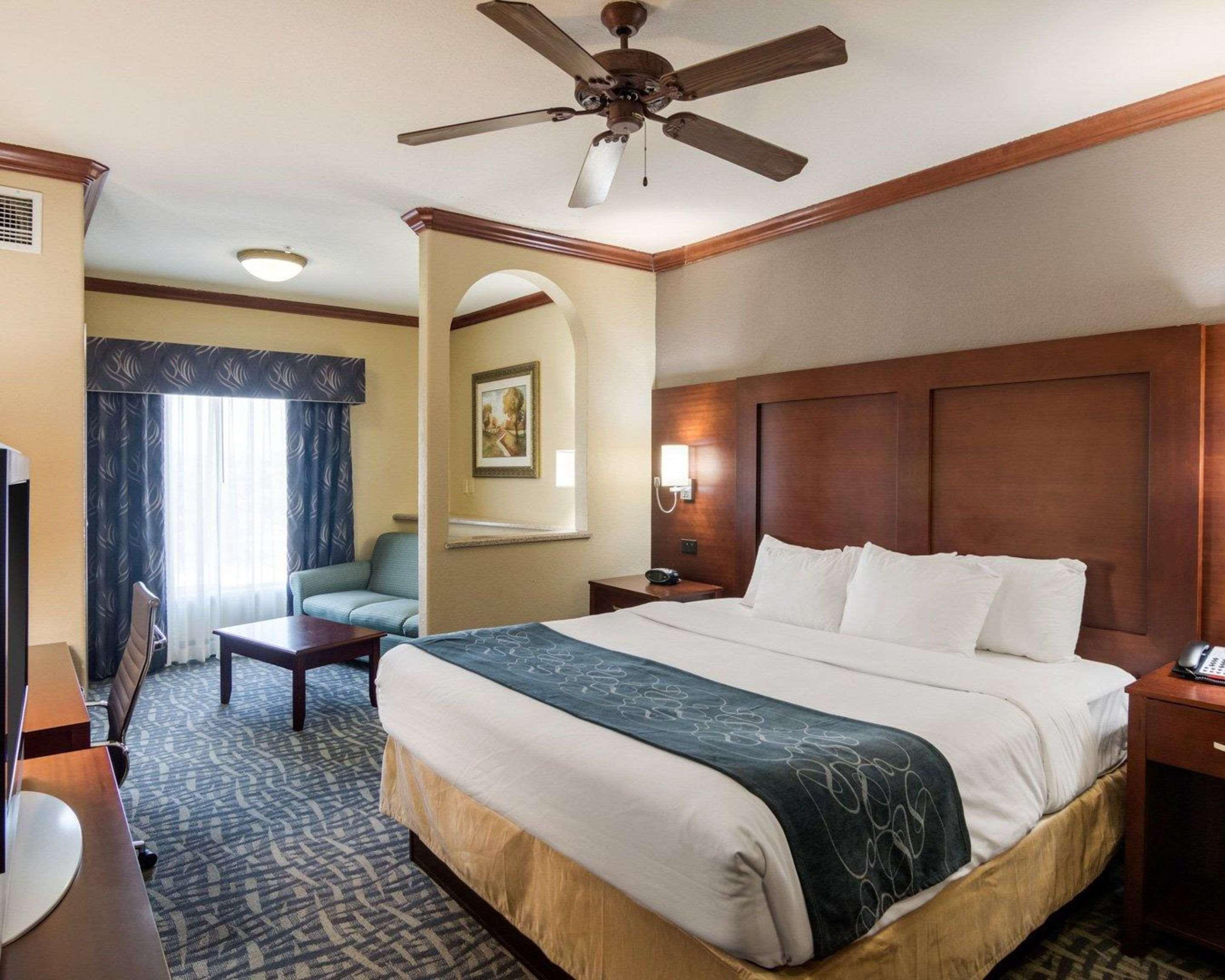Comfort Suites גיינסוויל מראה חיצוני תמונה